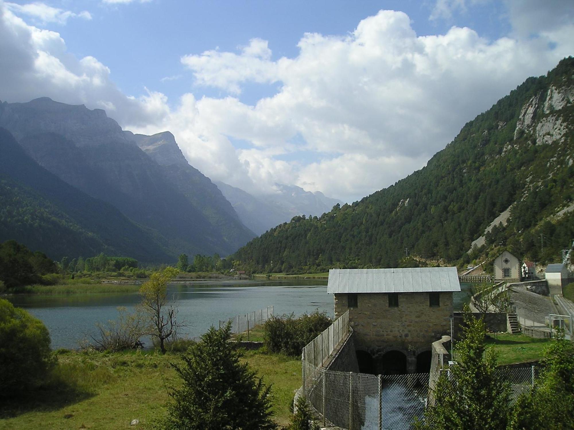 Hotel Camping Pineta Bielsa Zewnętrze zdjęcie